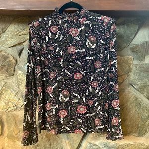 High-necked blouse from designer hinge, size small, worn 3x